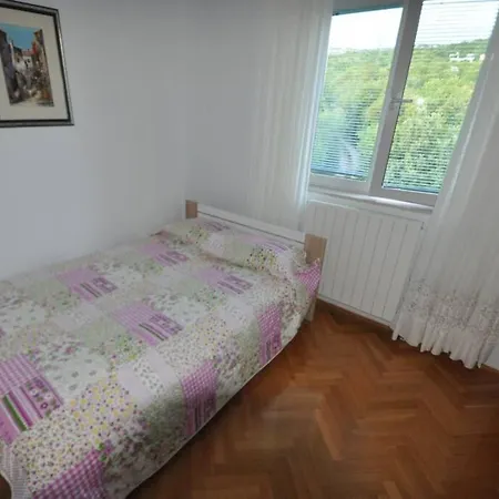Lux Apartman Leo