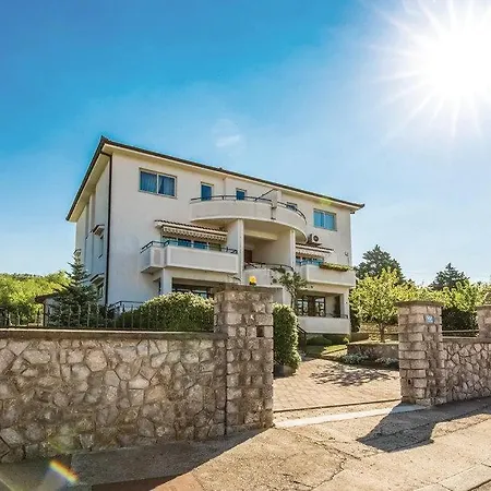 Lux Apartman Leo * Kostrena