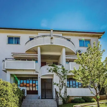 Lux Apartman Leo Apartamento Kostrena